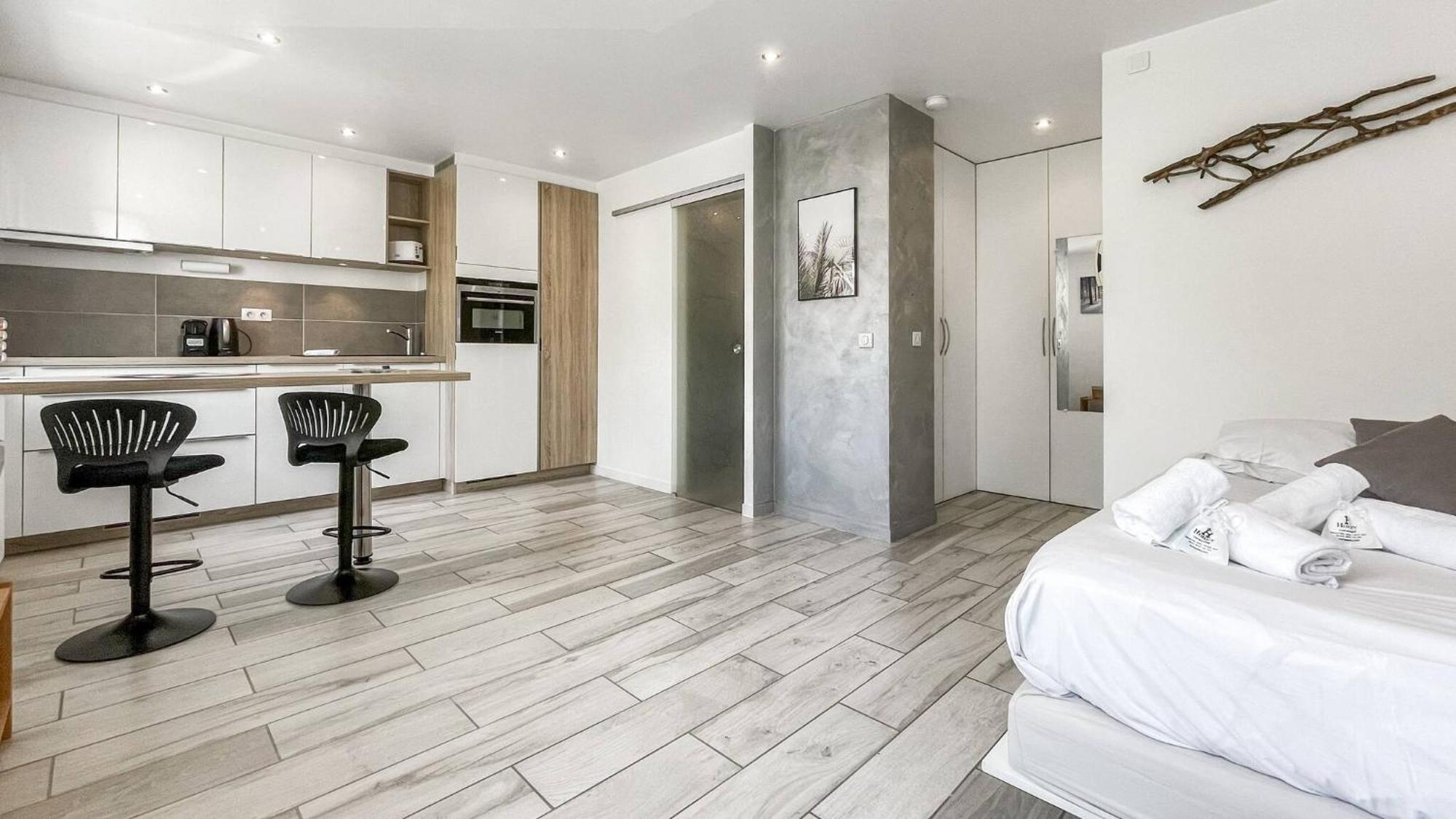 Homey Tidy - New / Proche Centre Annecy / Parking Gratuit / Logement Entierement Equipe Екстериор снимка
